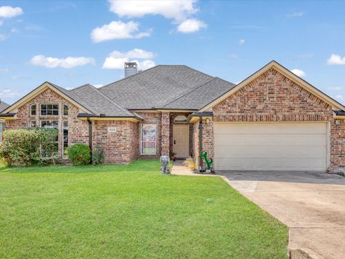 104 Palomino Dr, Palmer, TX, 75152-8241 | Card Image