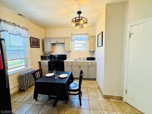 2 E Passaic Ave, Nutley, NJ, 07110-3062 | Card Image
