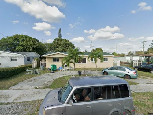 911 Nw 200th Ter, Miami Gardens, FL, 33169 | Card Image