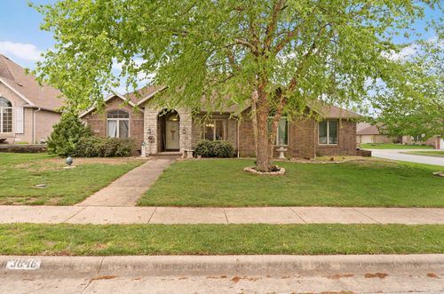 3848 W Suzanne St, Battlefield, MO, 65619-9823 | Card Image