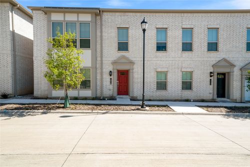 1934 Bel Air Dr, Arlington, TX, 76010-2100 | Card Image