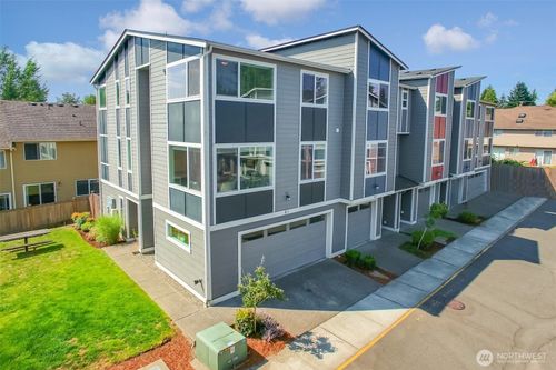 unit-e1-3312 156th St Sw, Lynnwood, WA, 98087-2534 | Card Image