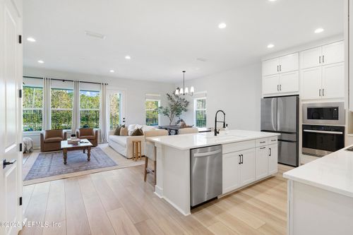 38 Somerville Dr, Ponte Vedra, FL, 32081-1107 | Card Image