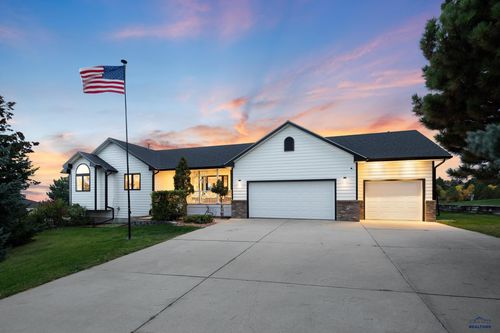 945 Enchantment Rd, Rapid City, SD, 57701-9217 | Card Image