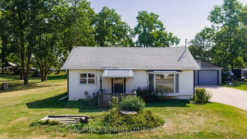 34338 Denfield Rd, Lucan, ON, N0M2J0 | Card Image