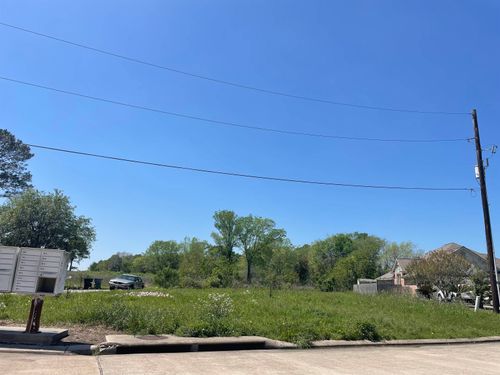 2190 New York St, Beaumont, TX, 77707-2254 | Card Image