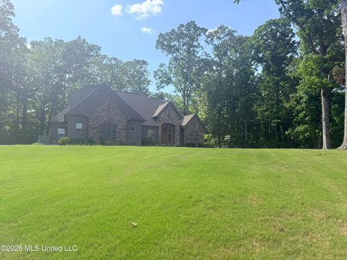 568 Woodford Dr, Hernando, MS, 38632 | Card Image