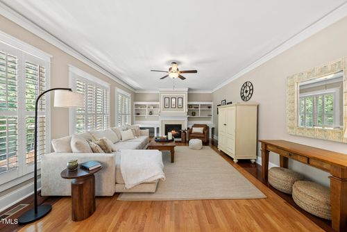 204 Edgepine Dr, Holly Springs, NC, 27540-9455 | Card Image