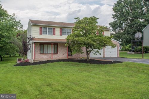 239 Grandview Dr, HUMMELSTOWN, PA, 17036-9264 | Card Image