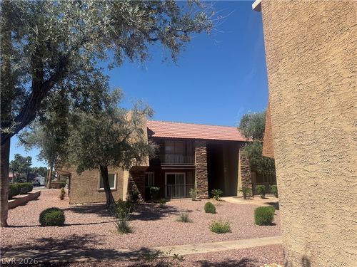 439-4980 Indian River Dr, Las Vegas, NV, 89103-7463 | Card Image