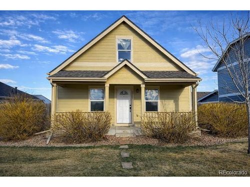 2768 Renshaw St, Strasburg, CO, 80136-7416 | Card Image