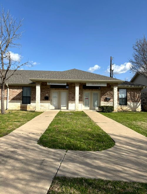 3000 Joe Dimaggio Blvd, Round Rock, TX, 78665-3922 | Card Image