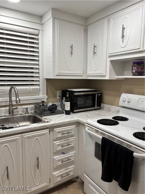 apt-202-1724 Pine Valley Dr, FORT MYERS, FL, 33907-8079 | Card Image