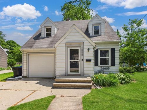 1604 N Erb Street, APPLETON, WI, 54911 | Card Image