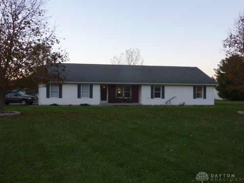 135 Glenavy Dr, Lynchburg, OH, 45142-9261 | Card Image