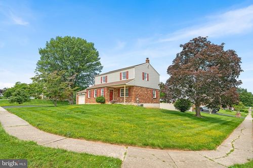 502 Valleywyck Dr, KING OF PRUSSIA, PA, 19406-1588 | Card Image