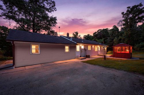 N5168 1180th St, Prescott, WI, 54021-7616 | Card Image