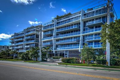 7G-N - 9940 W Bay Harbor Dr, Condo with 4 bedrooms, 4 bathrooms and null parking in Bay Harbor Islands FL | Image 1