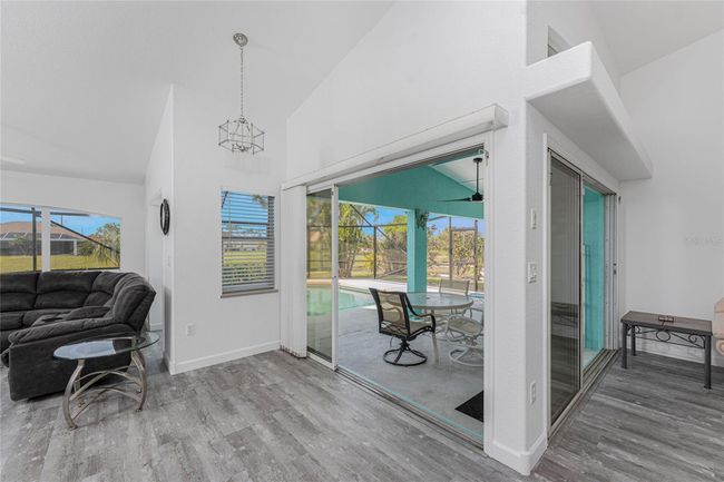 two sets of sliding glass doors open on to the lanai | Image 14