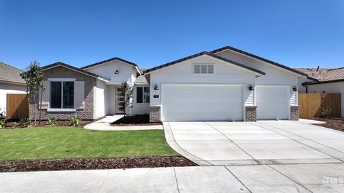 704 Grande Ct, Bakersfield, CA, 93314 | Card Image