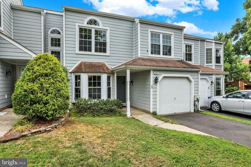 472 Trumbull Ct, NEWTOWN, PA, 18940-1769 | Card Image