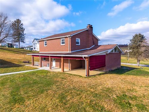 905 Watt Road, Washington Twp, PA, 15613 | Card Image