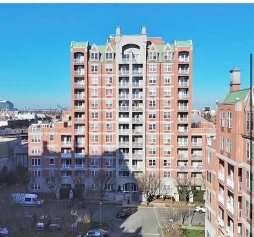 apt-9b-40 Oceana Dr W, Brooklyn, NY, 11235-6669 | Card Image