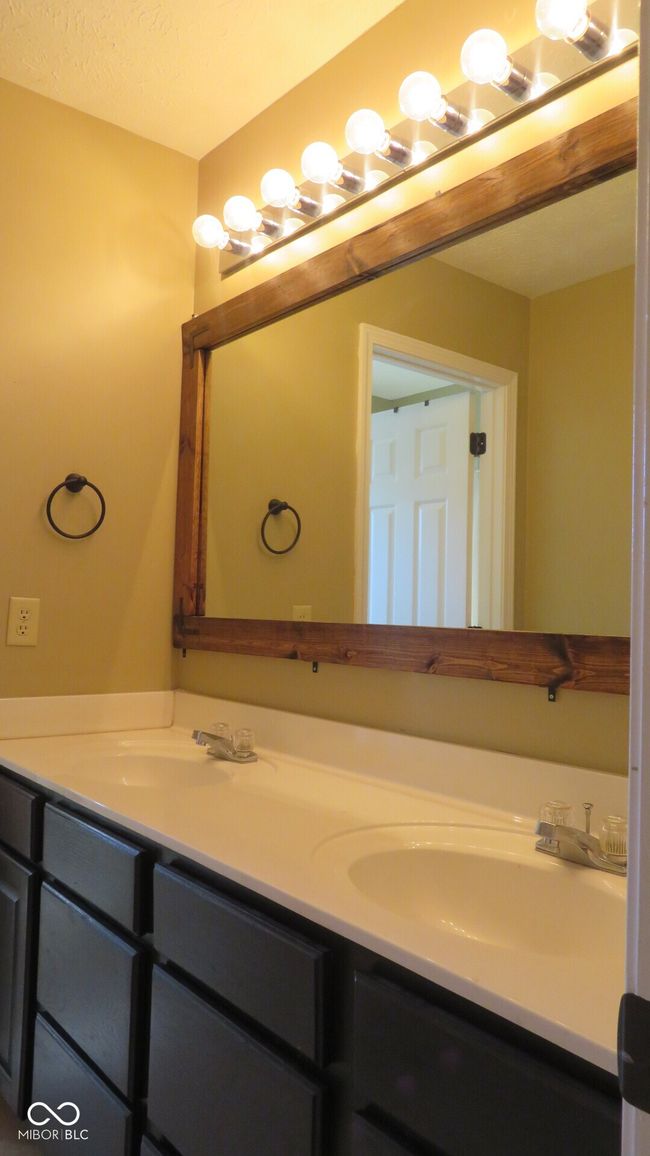 1588 E Us Highway 136, House other with 3 bedrooms, 3 bathrooms and null parking in Hillsboro IN | Image 25