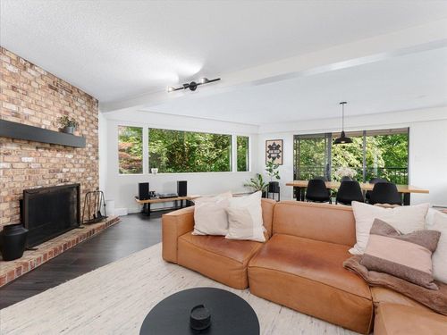 304-1385 Draycott Rd, North Vancouver, BC, V7J3K9 | Card Image