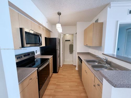 apt-610a-1919 Van Buren St, Hollywood, FL, 33020-7816 | Card Image