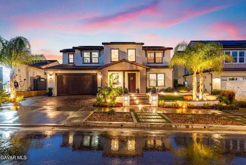 25056 Cypress Bluff Dr, Santa Clarita, CA, 91387-1458 | Card Image