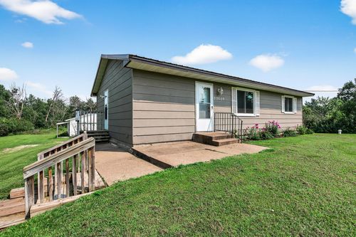20509 Jewell St Ne, East Bethel, MN, 55092-9583 | Card Image