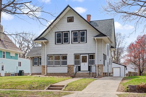 313 S Russell Avenue, Ames, IA, 50010 | Card Image