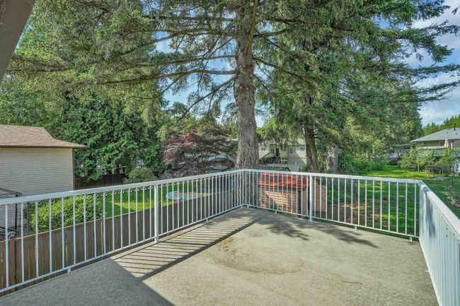 14885 92 Avenue, House other with 4 bedrooms, 2 bathrooms and 3 parking in Surrey BC | Image 29
