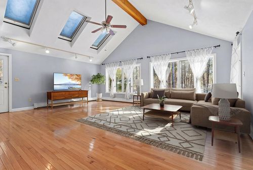 77-77 Colonial Rd, Sudbury, MA, 01776-2026 | Card Image