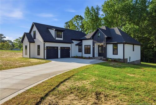 7927 Julian Rd, Dunn, NC, 28334-4053 | Card Image