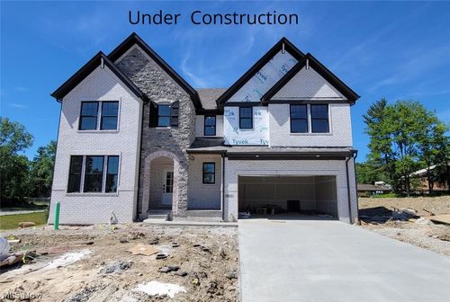 7824 Harley Hills Dr, North Royalton, OH, 44133 | Card Image