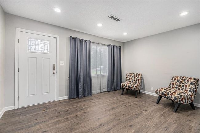 200 Robin Hood Ln, House other with 3 bedrooms, 2 bathrooms and 3 parking in Hampton GA | Image 5