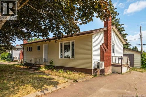 22 Wynwood Dr, Moncton, NB, E1A2M3 | Card Image