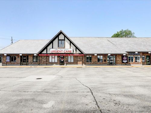 3949 24th Ave, Fort Gratiot, MI, 48059-4102 | Card Image