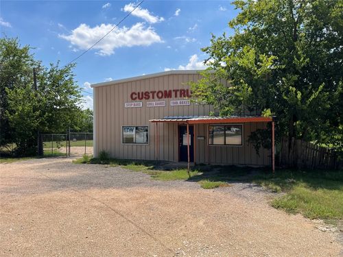 1201 W 2nd St, Taylor, TX, 76574-2432 | Card Image