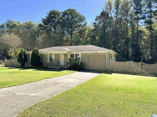 1804 Frankfort Ln, FULTONDALE, AL, 35068-1240 | Card Image