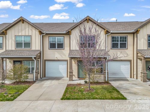 1106 Lynwood Forest Rd, Arden, NC, 28704-1128 | Card Image