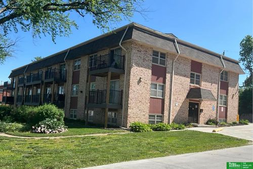 1367 S 76 Avenue, Omaha, NE, 68124 | Card Image