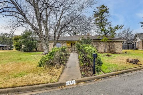 6758 Cartagena Court, Fort Worth, TX, 76133 | Card Image