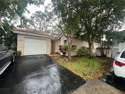 1321 Seagrape Cir, Weston, FL, 33326-2726 | Card Image