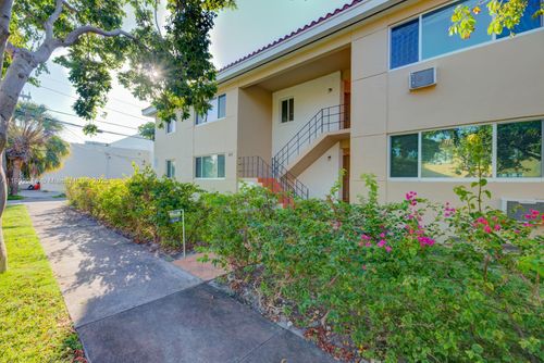 apt-9-212 Phoenetia Ave, Coral Gables, FL, 33134-3238 | Card Image