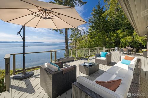 53 Smugglers Cove Rd, Friday Harbor, WA, 98250-8519 | Card Image