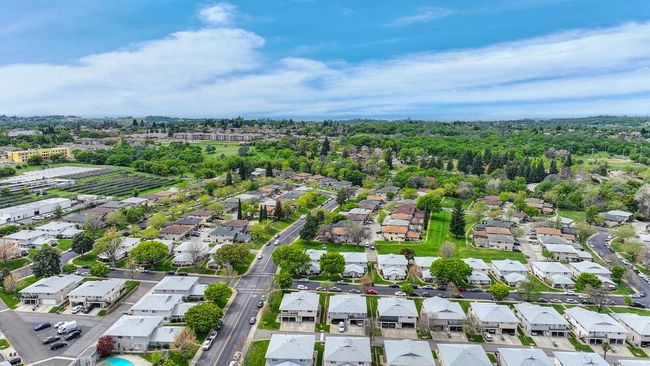 UNIT-4 - 3624 Sapphire Dr, Condo with 2 bedrooms, 1 bathrooms and null parking in Auburn CA | Image 5