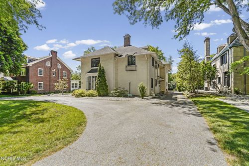 3537 Brookside Rd, Ottawa Hills, OH, 43606-2610 | Card Image